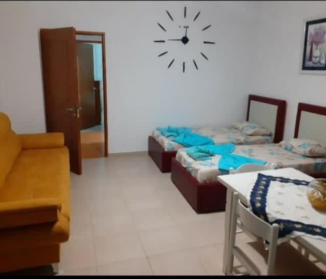Apartments Denis クサミル エクステリア 写真